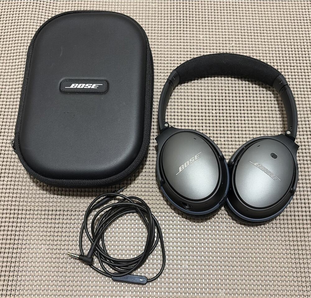 Bose QuietComfort 25 QC25 Acoustic Noise Cancelling Wired Headphones With Case